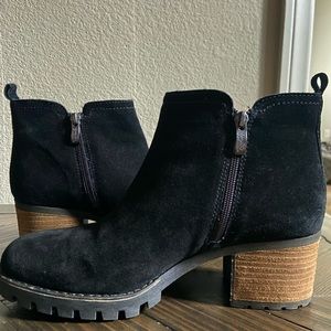 Women's Suede Franco Fortini Zip Up Ankle Boots